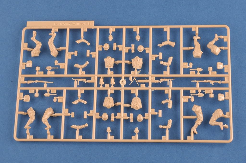 Amazon.com: Hobby Boss Sprue Brothers 1:35 Figure Set - German The